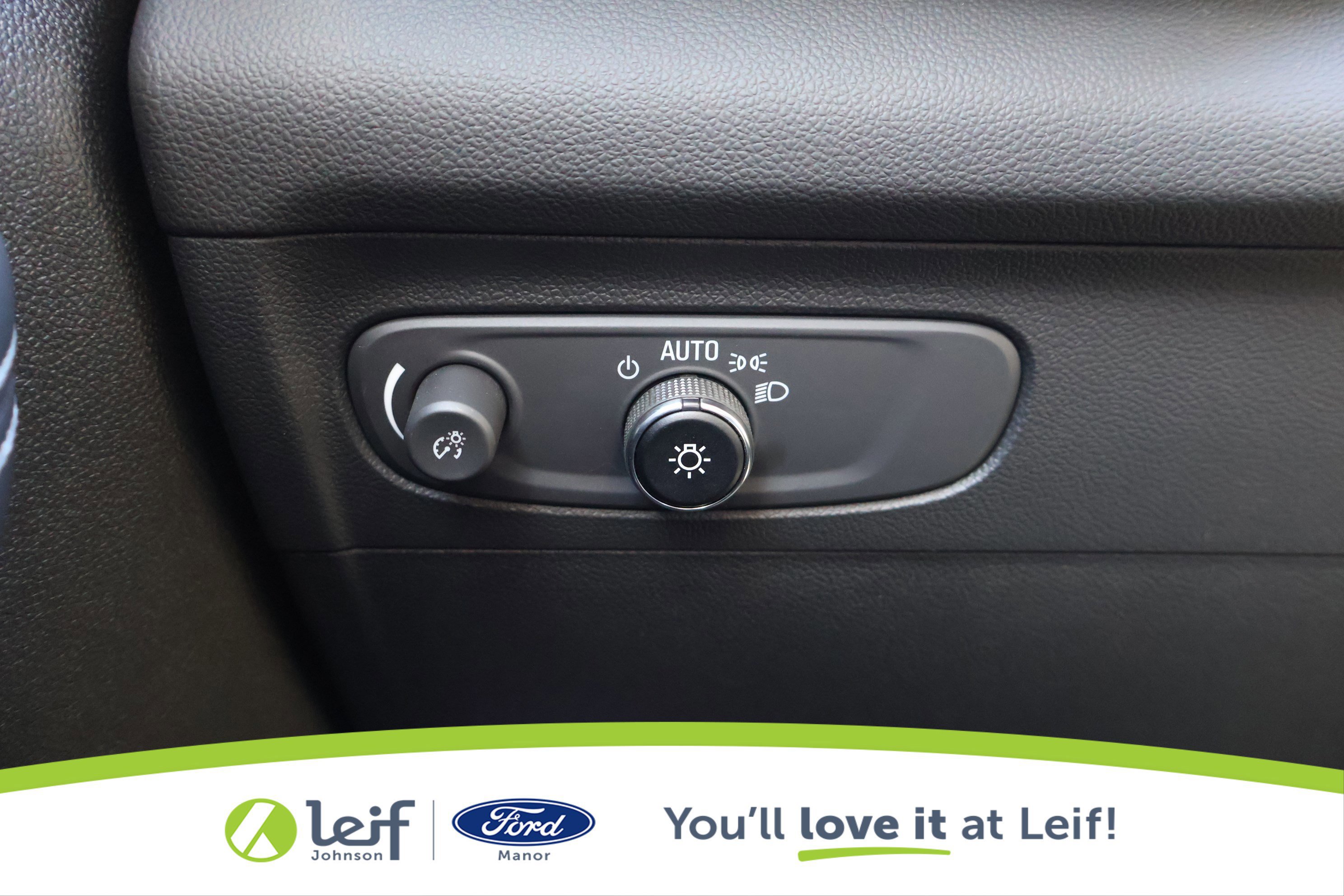 Used 2023 Buick Envision Preferred image 17