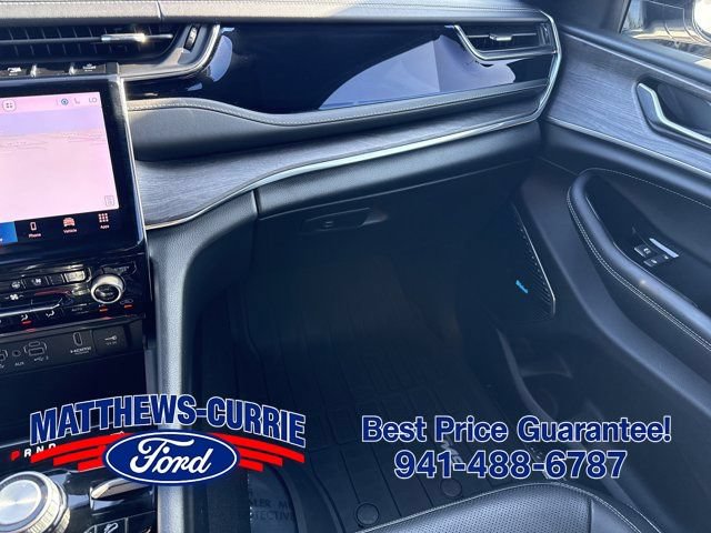 Used 2023 Jeep Grand Cherokee L Overland AWD/4WD image 25
