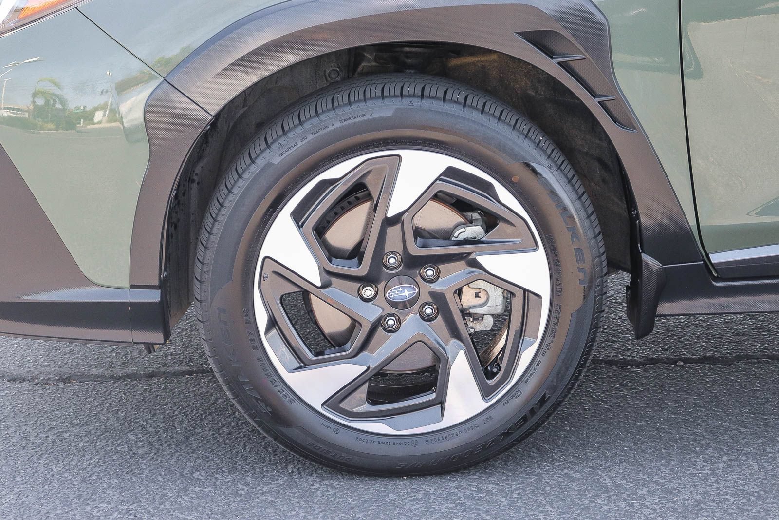 Used 2025 Subaru Crosstrek 2.5i Limited w/ Crosstrek Mirror Package AWD/4WD image 9