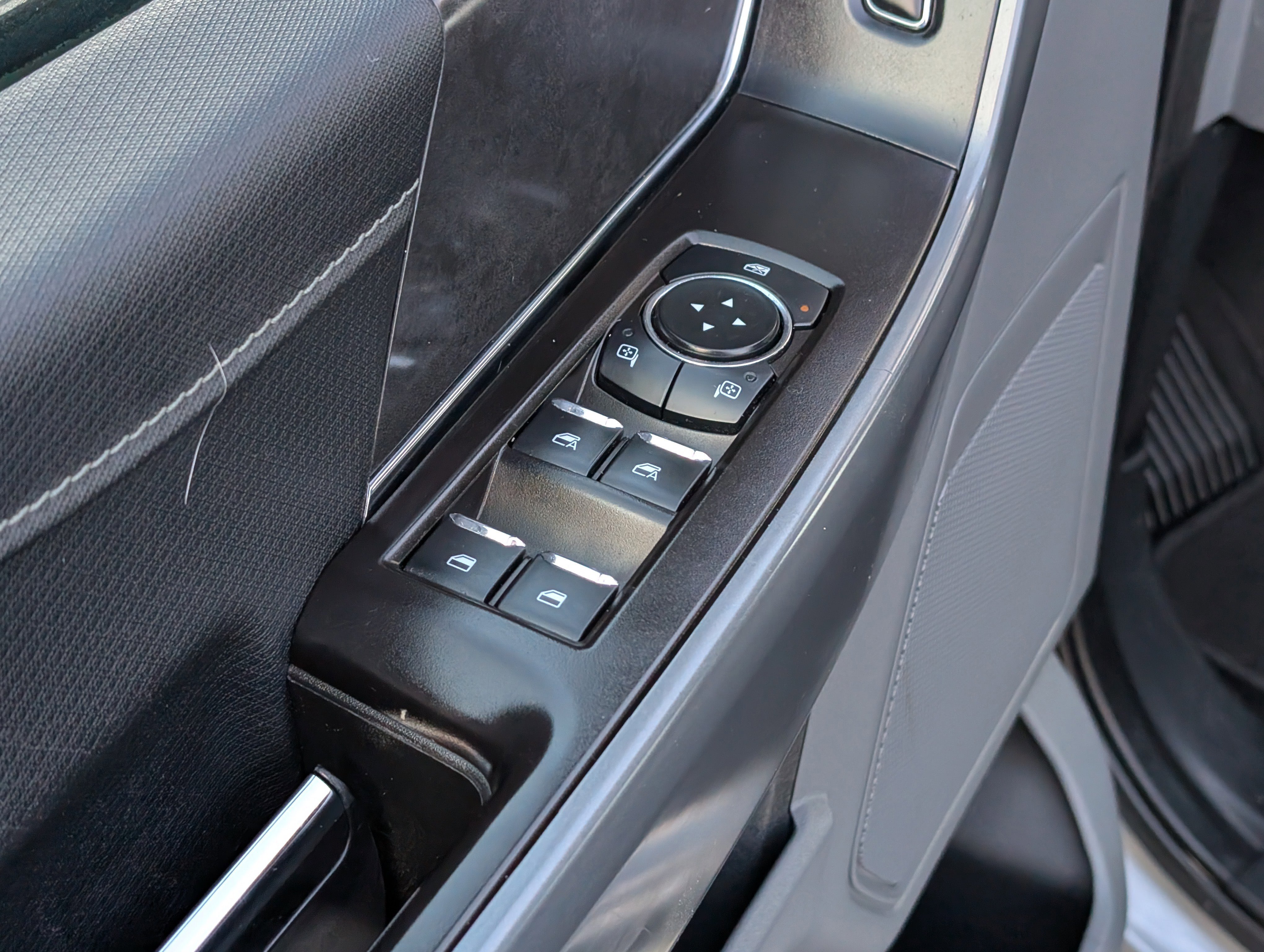 Certified 2024 Ford F150 XLT w/ Mobile Office Package image 17