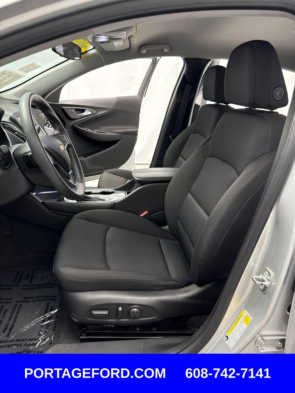 Used 2018 Chevrolet Malibu LT FWD image 8