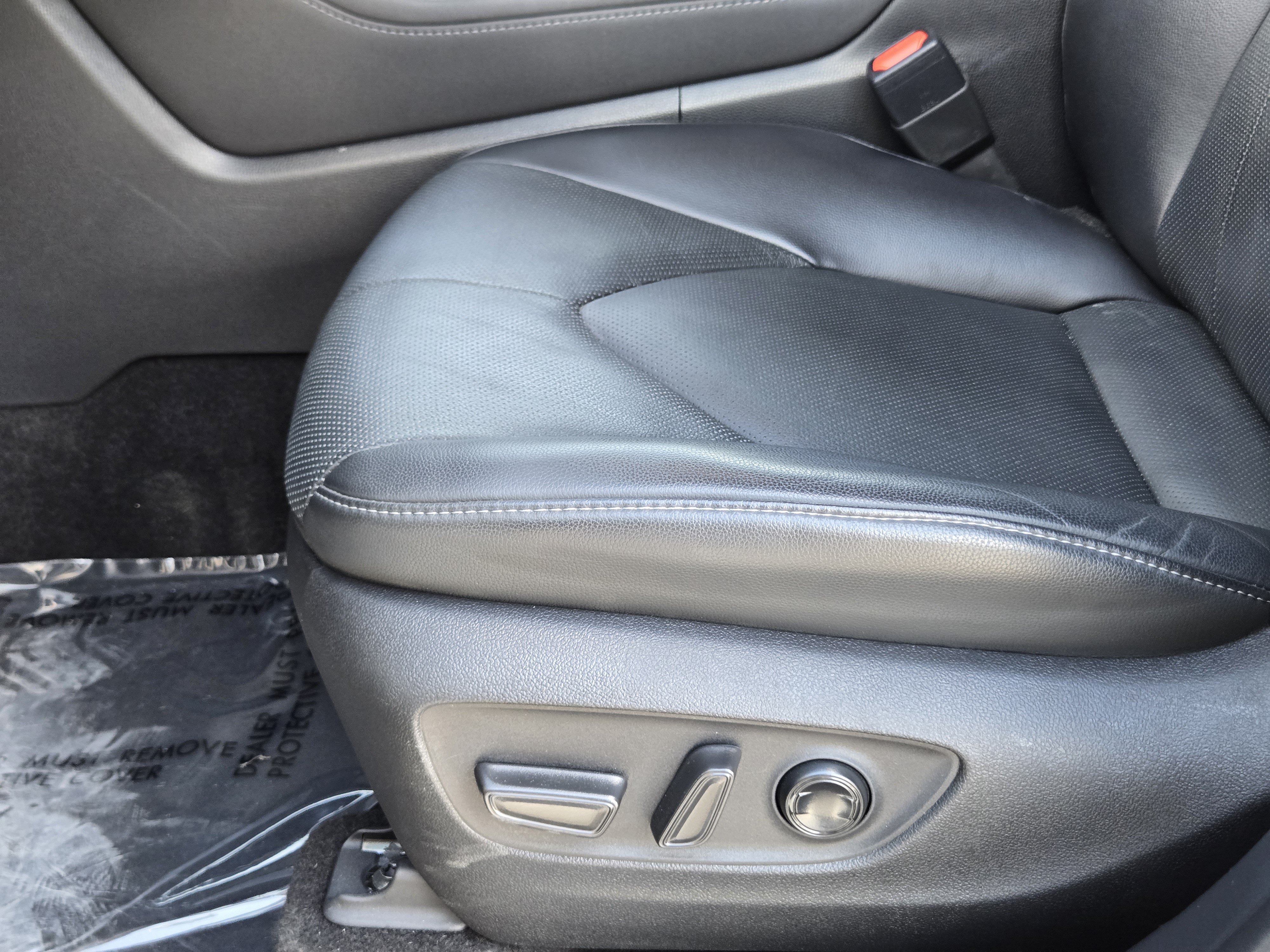 Used 2023 Toyota Highlander Limited FWD image 23