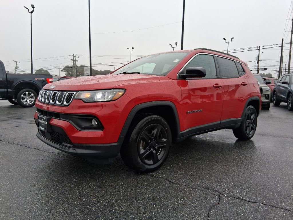 Used 2024 Jeep Compass Latitude