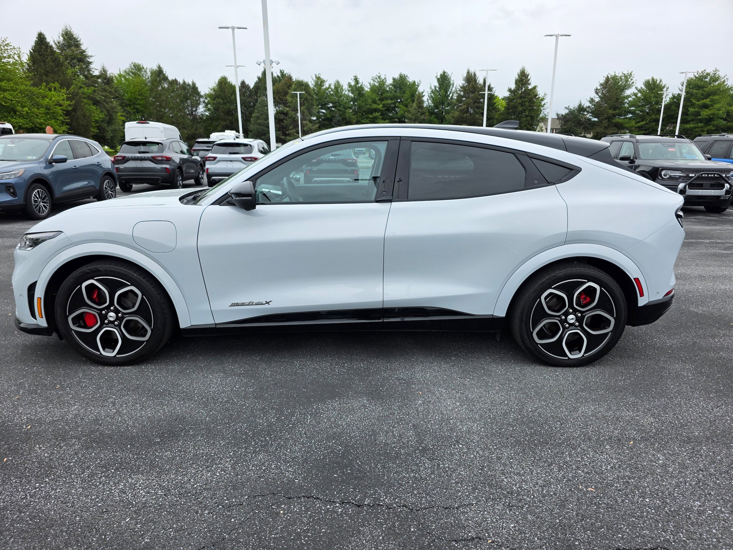 Certified 2023 Ford Mustang Mach-E GT AWD/4WD image 2