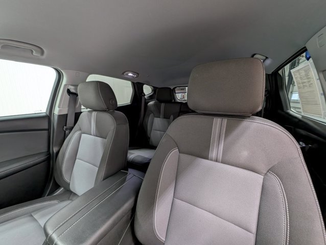 Used 2025 Chevrolet Blazer LT FWD image 13