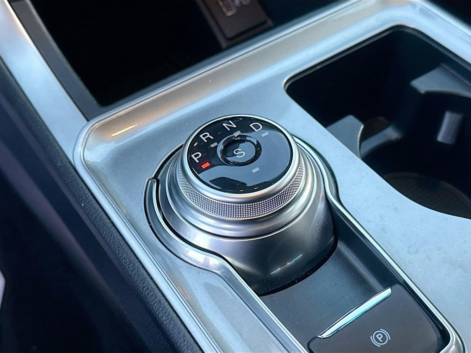 Certified 2024 Ford Edge SEL w/ Convenience Package image 20