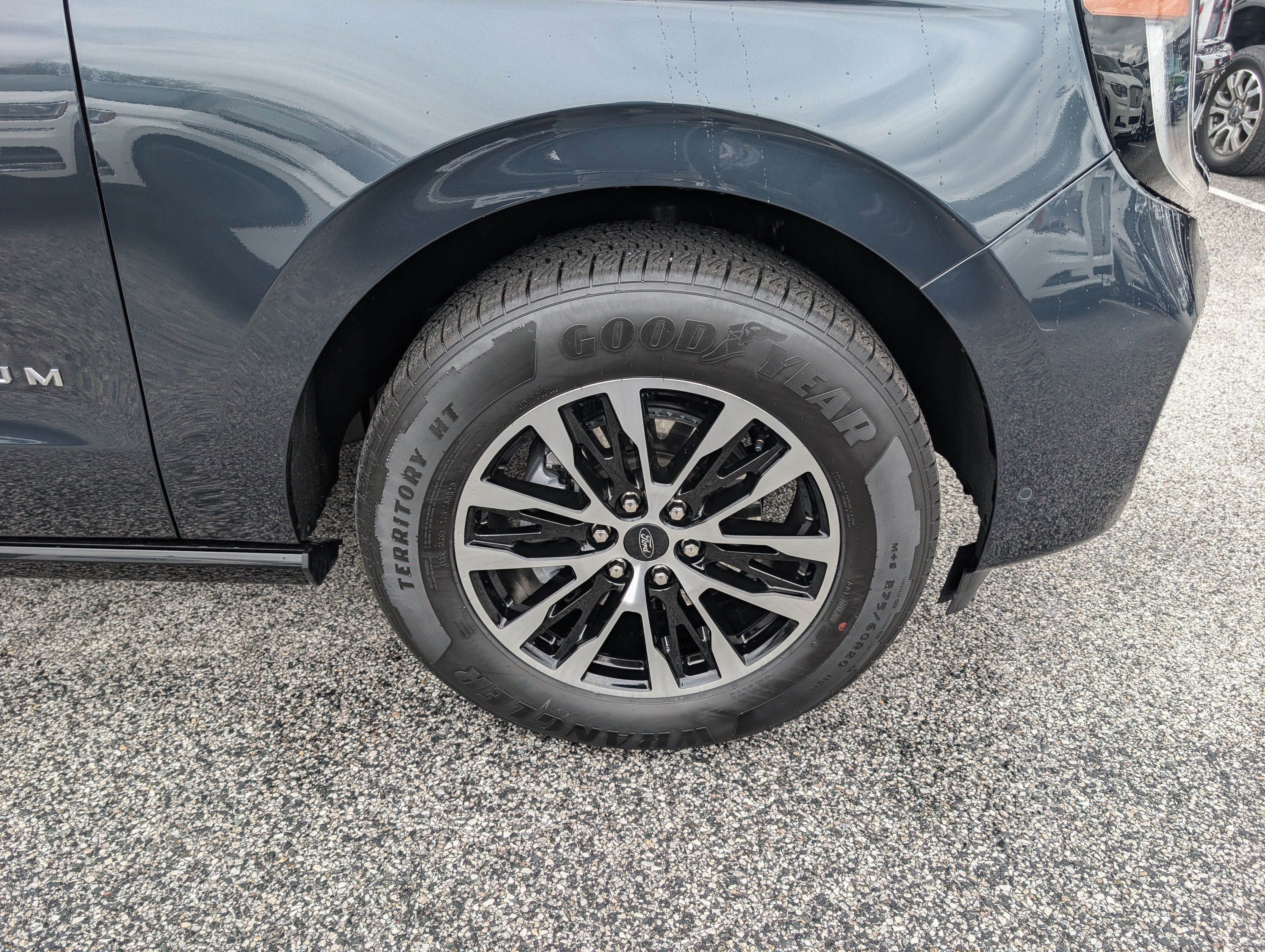 Certified 2025 Ford Expedition Max Platinum AWD/4WD image 11
