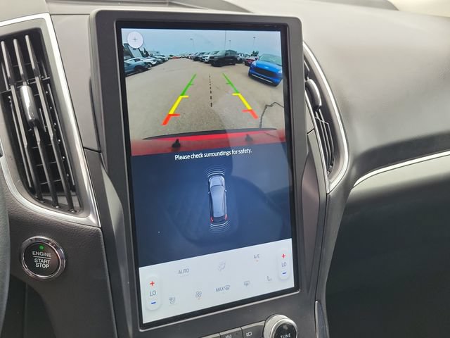 Certified 2024 Ford Edge Titanium AWD/4WD image 18