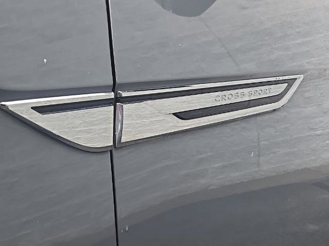 Used 2024 Volkswagen Atlas Cross Sport SE image 10