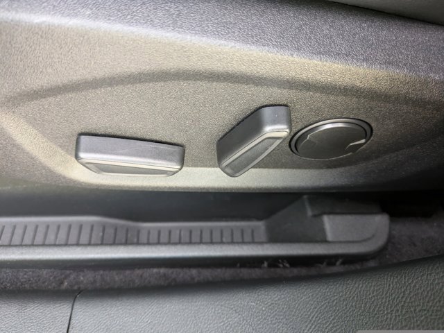 Certified 2022 Ford Edge SEL w/ Convenience Package image 20