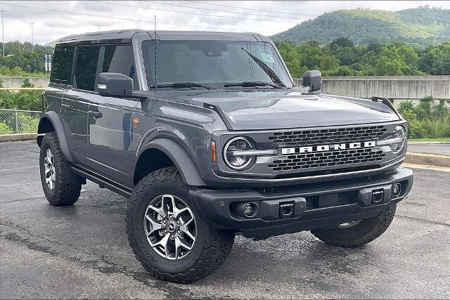 Certified 2025 Ford Bronco Badlands AWD/4WD image 2