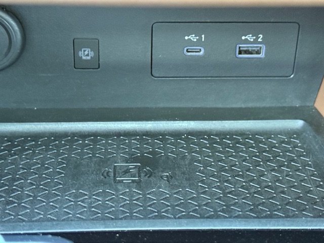 Used 2023 Nissan Pathfinder Platinum image 23