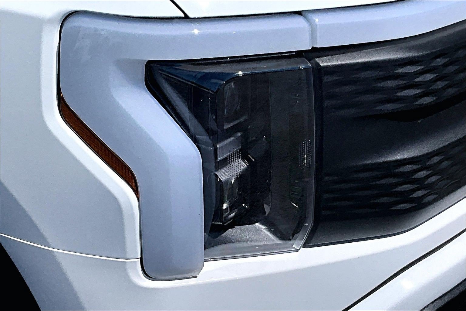 Certified 2025 Ford F150 Lightning Flash AWD/4WD image 29