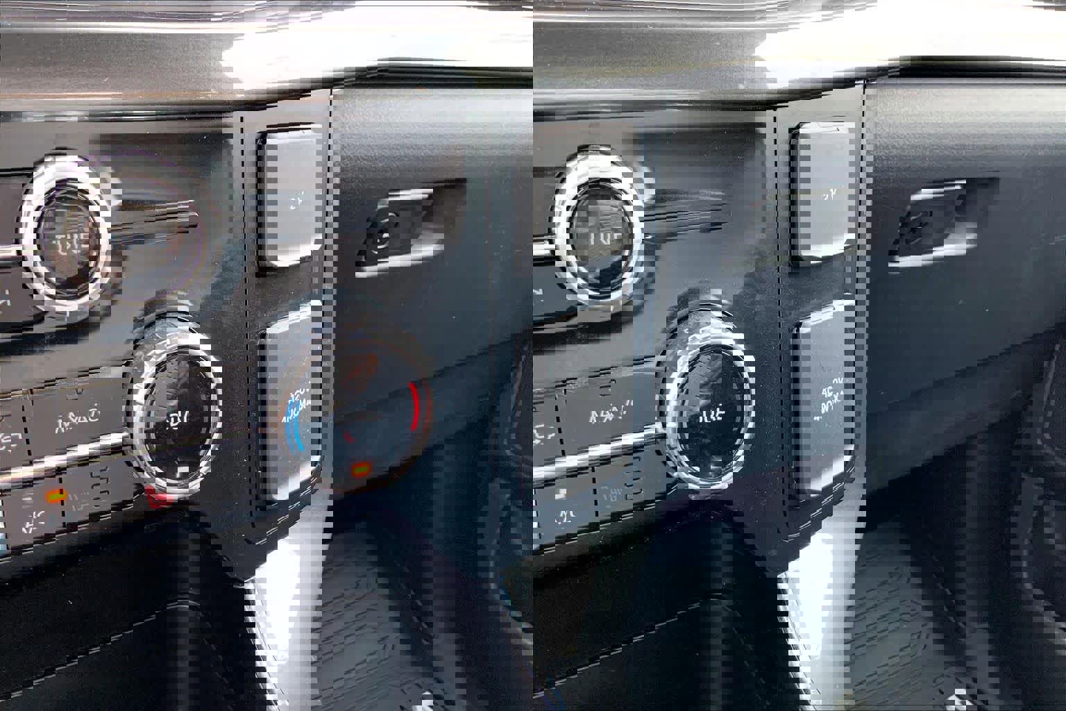 Certified 2022 Ford F150 XLT w/ Equipment Group 302A High image 36