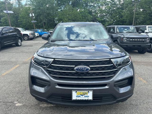 Certified 2023 Ford Explorer XLT AWD/4WD image 2