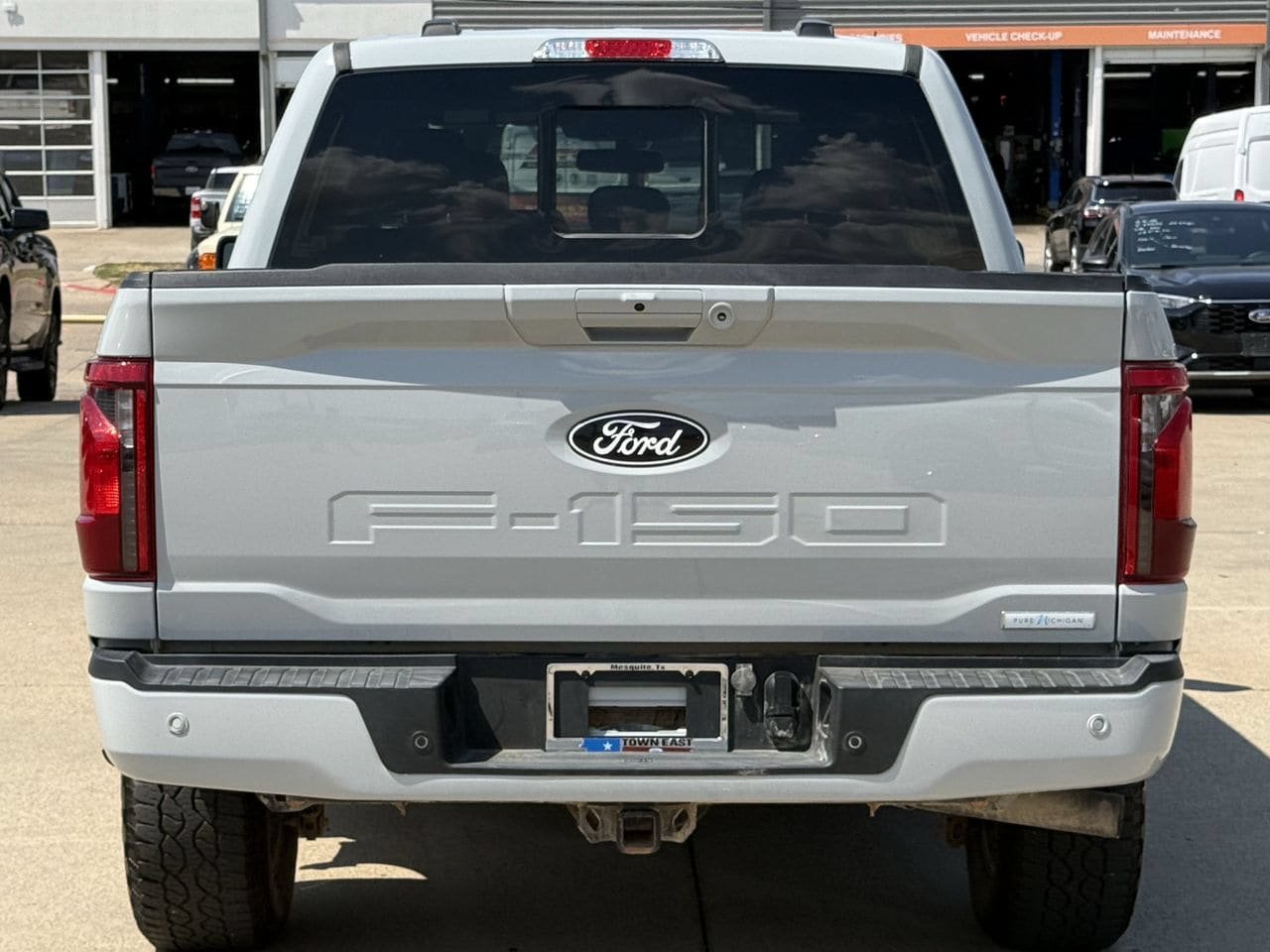 Certified 2024 Ford F150 XLT w/ Equipment Group 302A MID AWD/4WD image 6