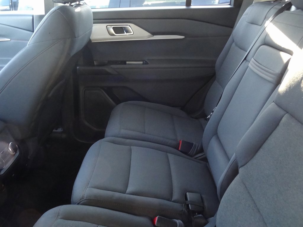 Certified 2025 Ford Explorer Active image 9