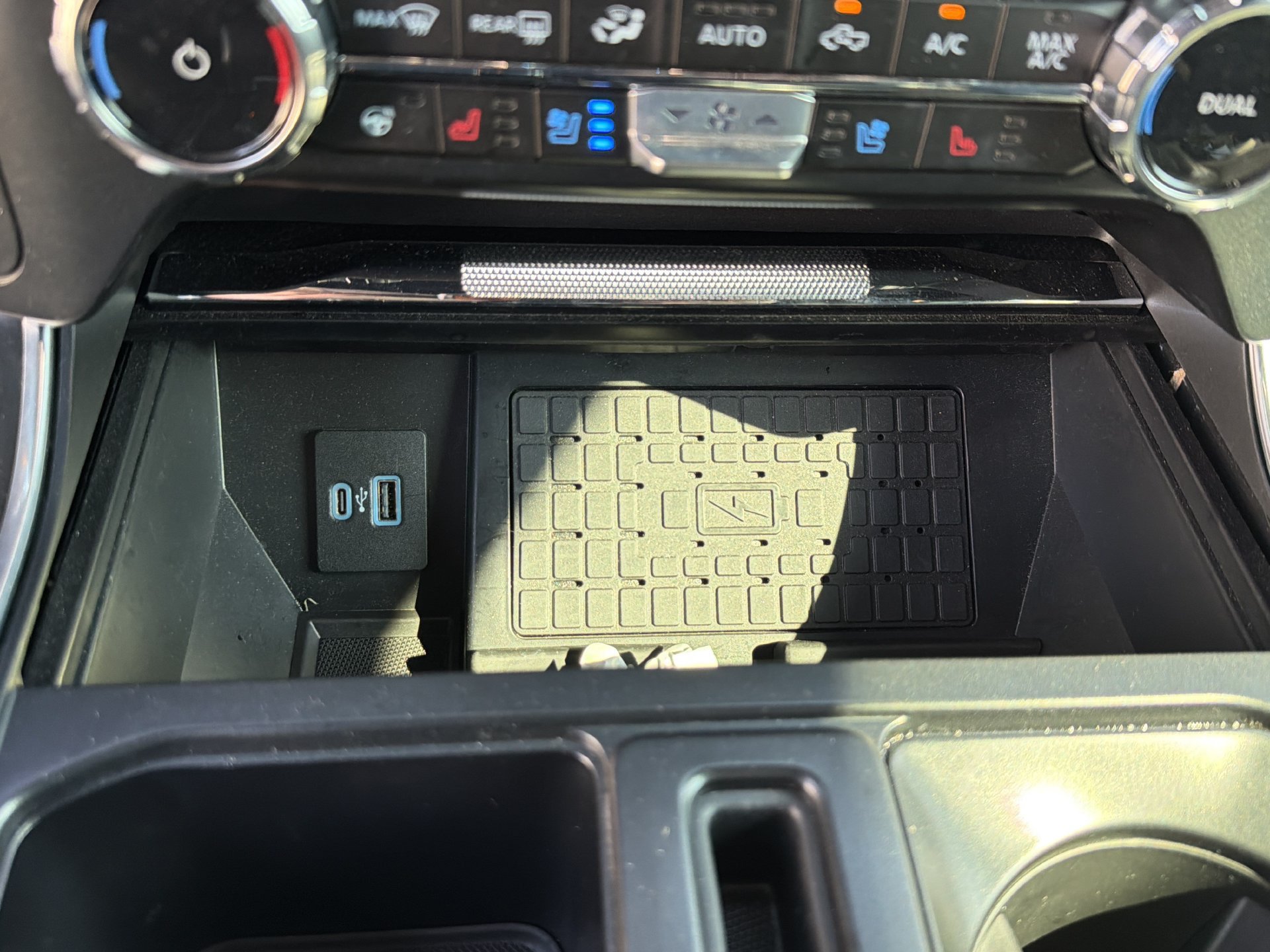Certified 2024 Ford F150 Raptor AWD/4WD image 7
