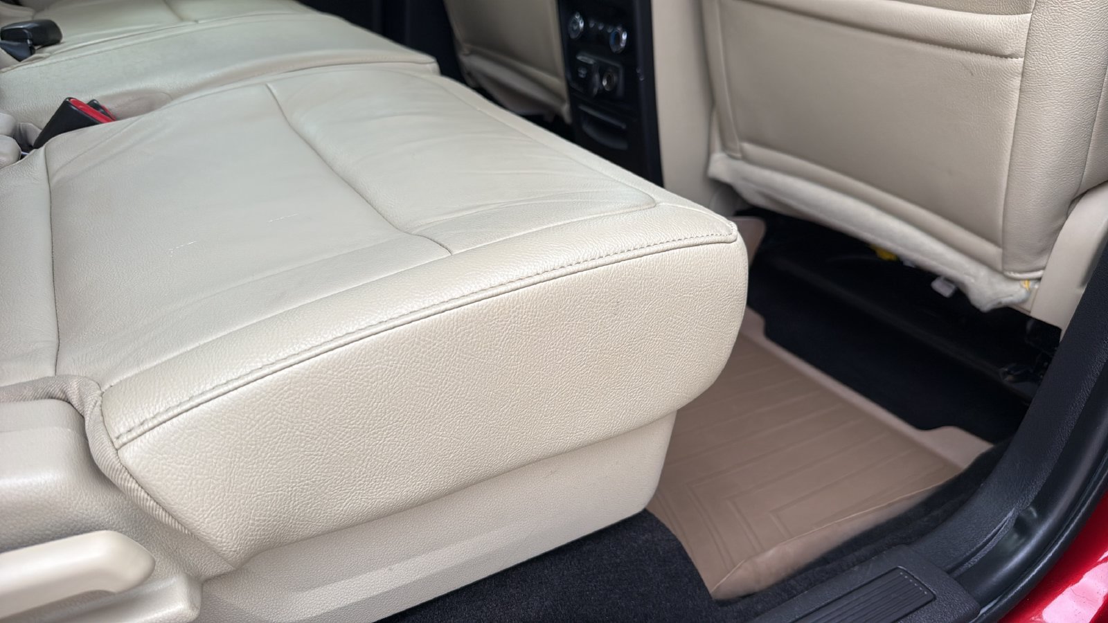 Certified 2019 Ford Flex SEL w/ Equipment Group 202A FWD image 21