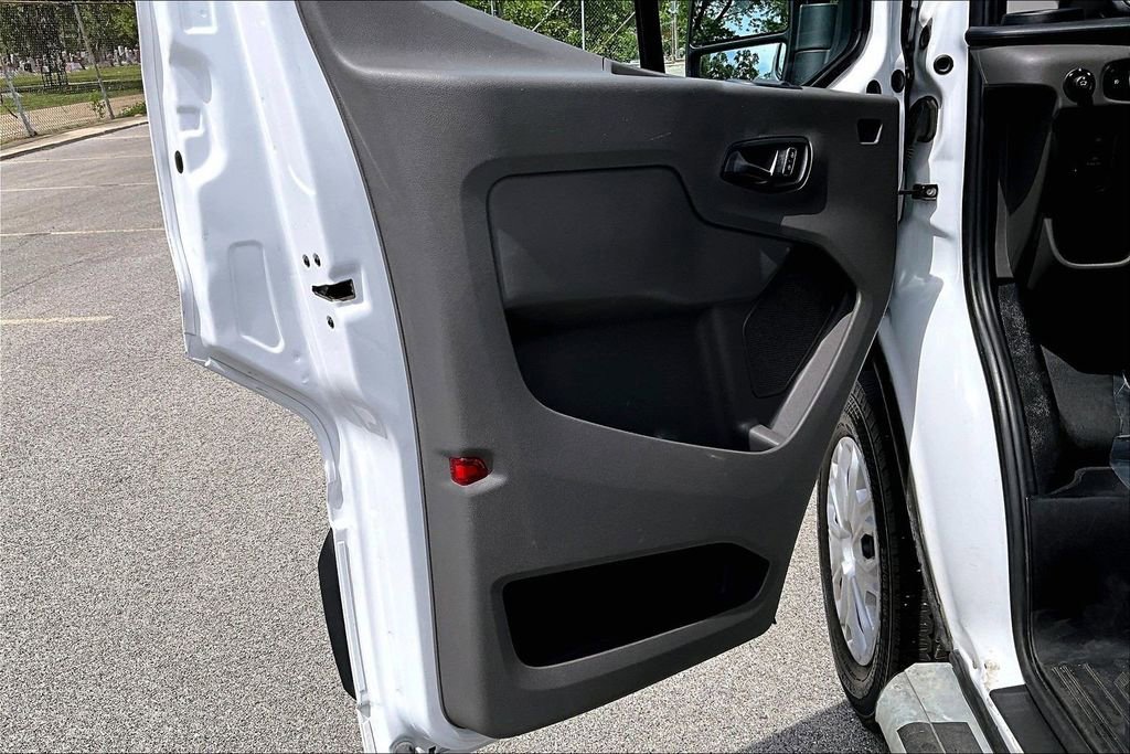 Certified 2024 Ford Transit 250 Low Roof w/ Exterior Upgrade Package RWD image 21