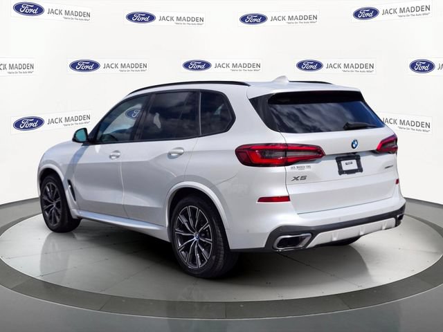 Used 2019 BMW X5 xDrive50i w/ M Sport Package AWD/4WD image 3