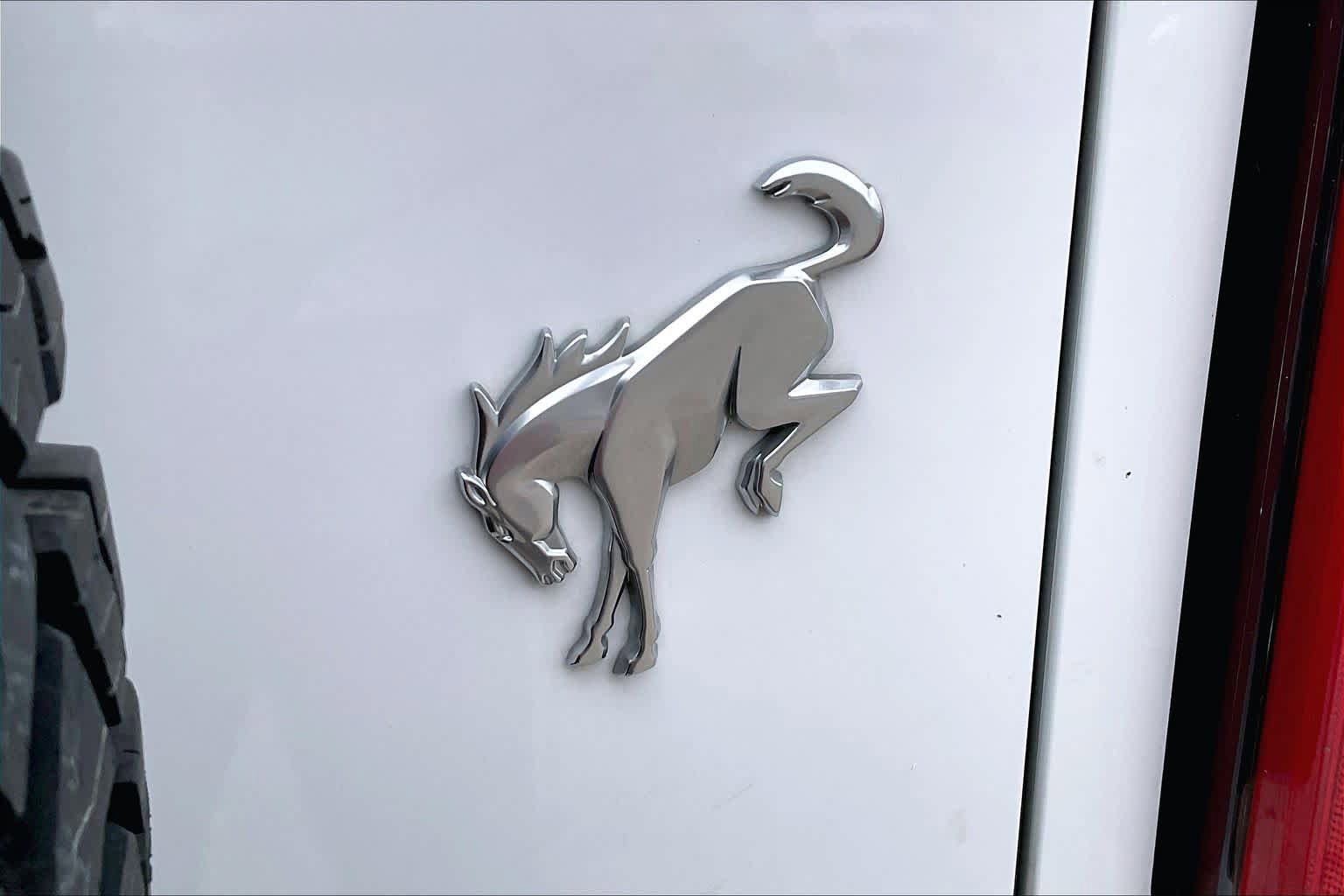 Certified 2024 Ford Bronco Badlands AWD/4WD image 9