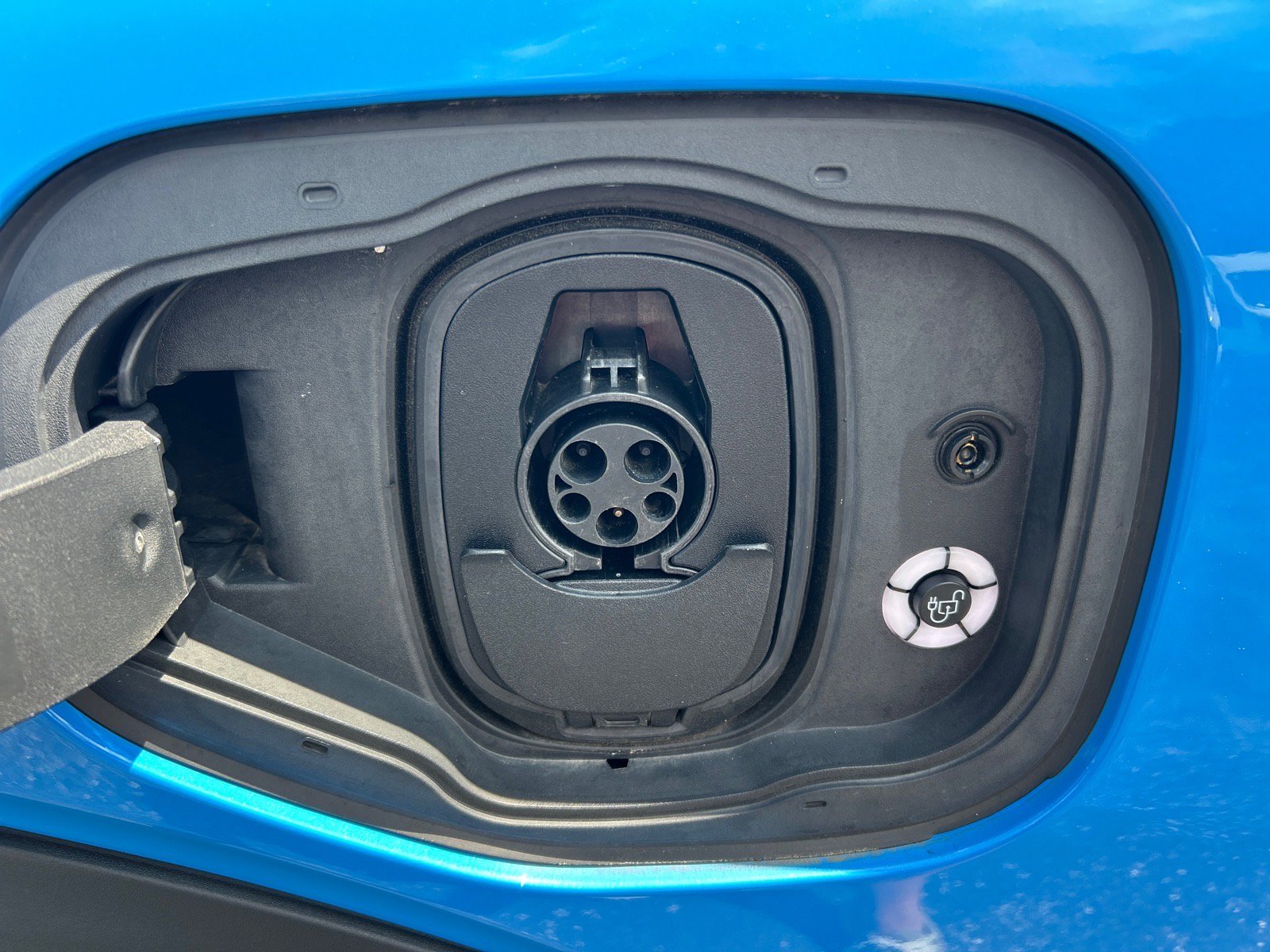 Certified 2023 Ford Mustang Mach-E Select AWD/4WD image 22