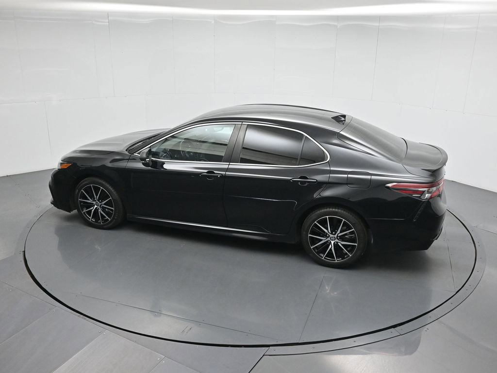 Used 2022 Toyota Camry SE image 42