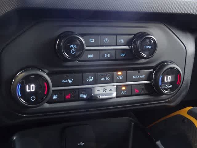 Certified 2024 Ford Bronco Badlands AWD/4WD image 30