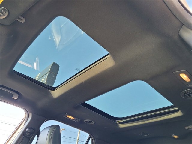 Certified 2018 Ford Explorer XLT w/ Equipment Group 202A image 20