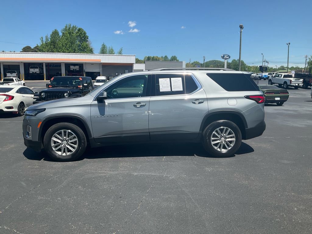 Used 2023 Chevrolet Traverse LT image 6