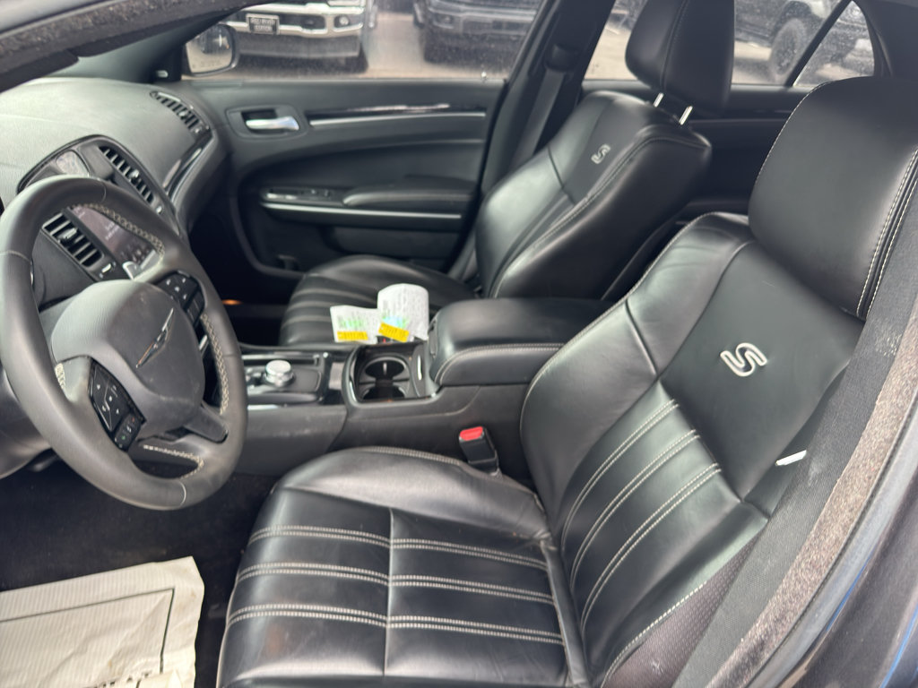Used 2023 Chrysler 300 S RWD image 12