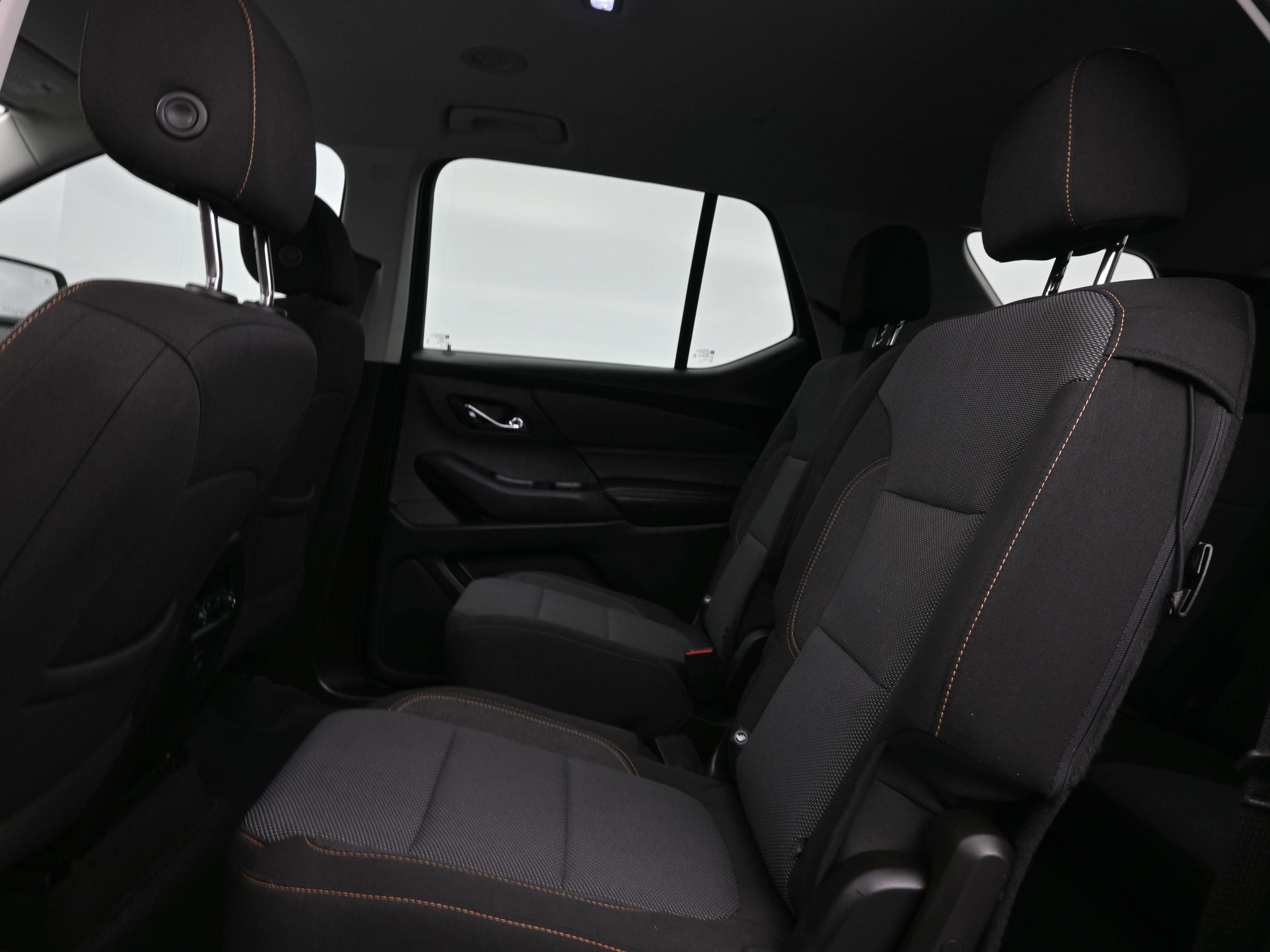 Used 2021 Chevrolet Traverse LT image 29