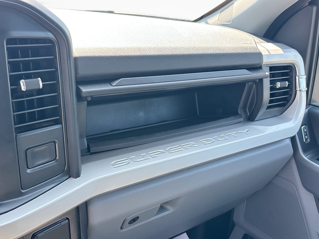Certified 2024 Ford F450 XLT AWD/4WD image 37