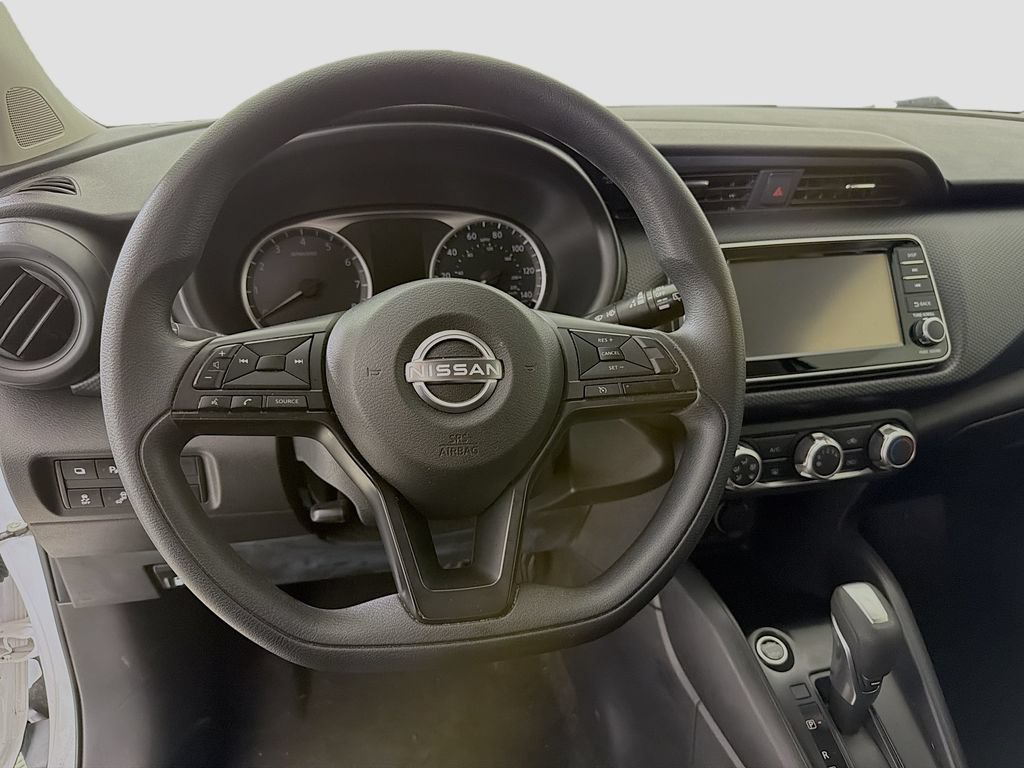 Used 2024 Nissan Kicks S FWD image 15