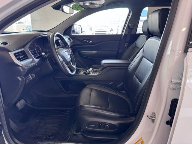 Used 2023 GMC Acadia SLT FWD image 10