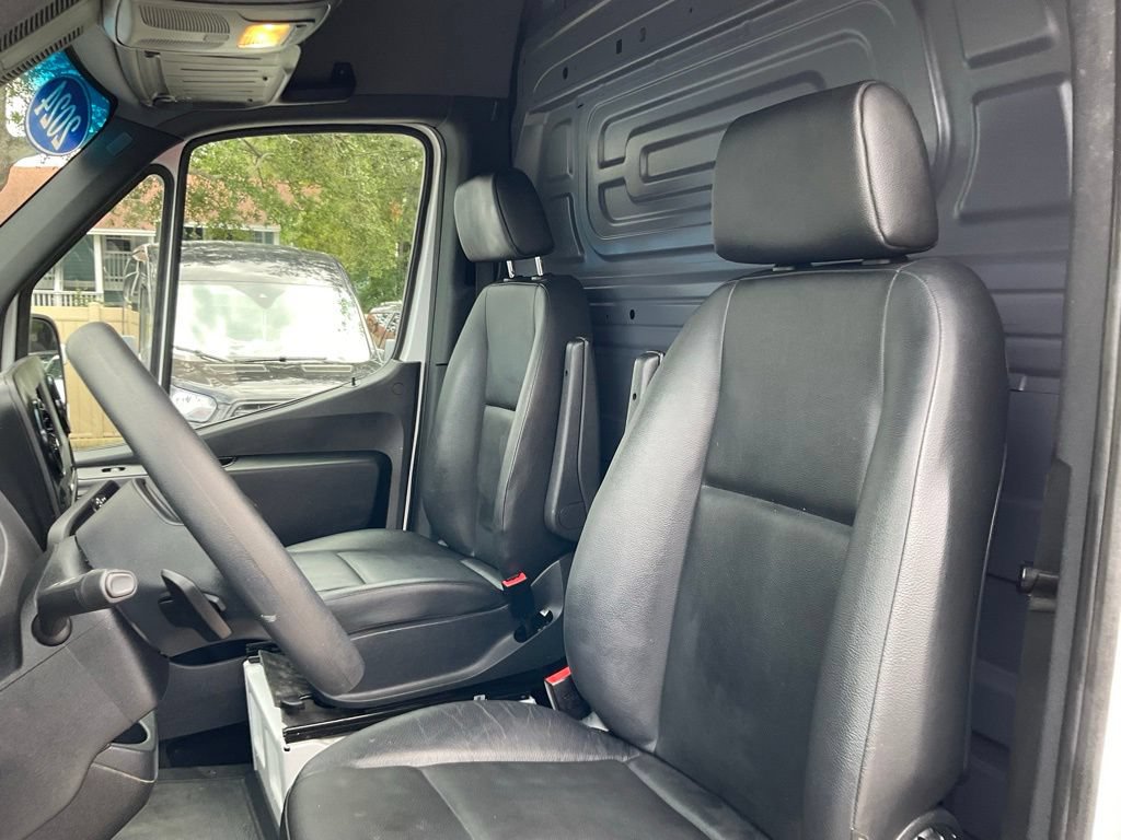 Used 2024 Mercedes-Benz Sprinter 3500 image 15