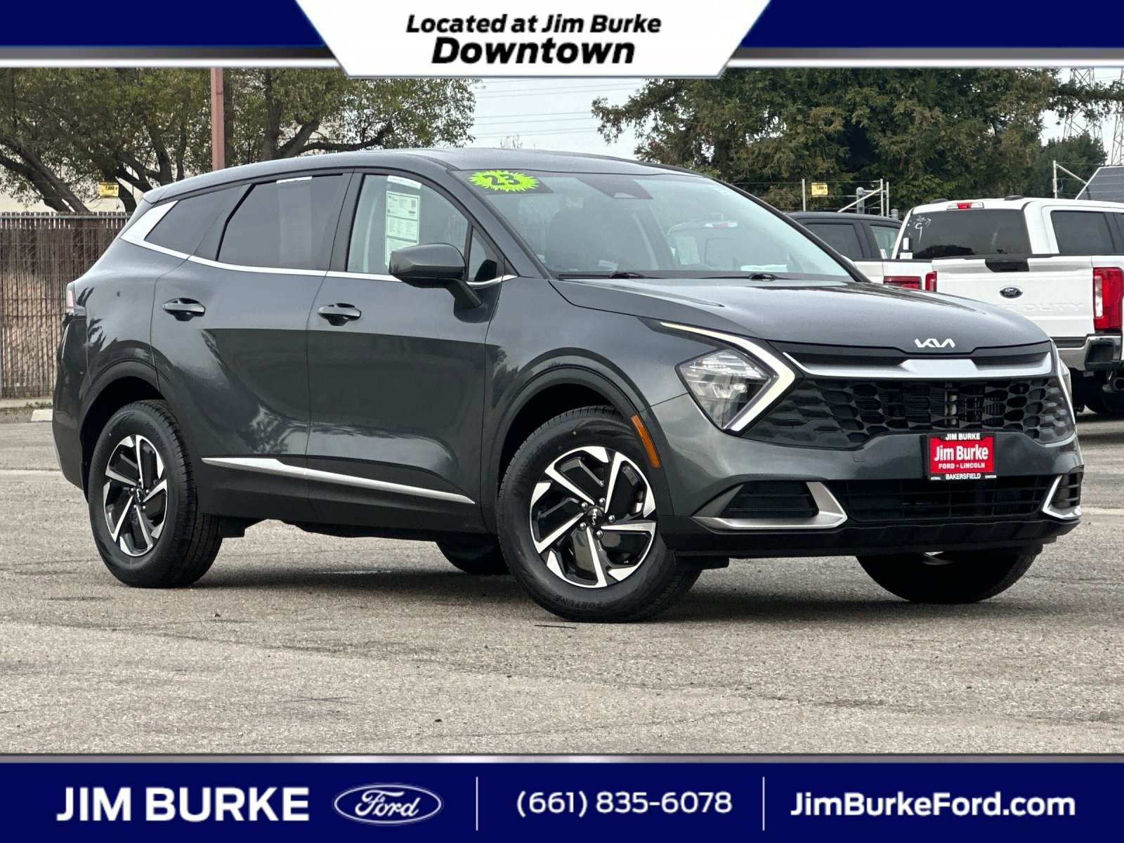 Used 2023 Kia Sportage LX image 1