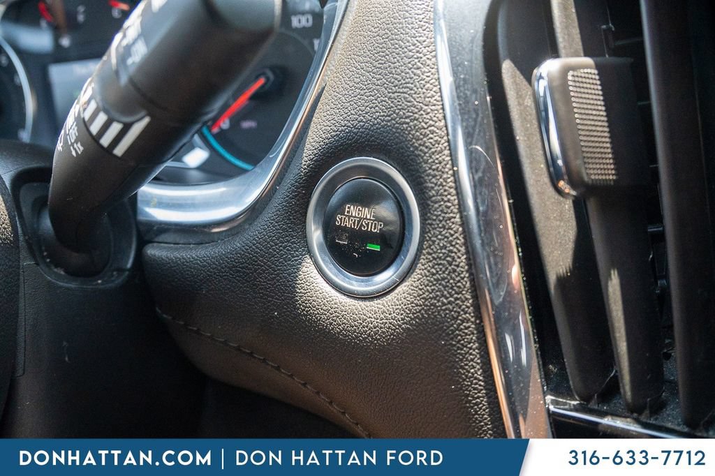 Used 2023 Chevrolet Traverse LT AWD/4WD image 12
