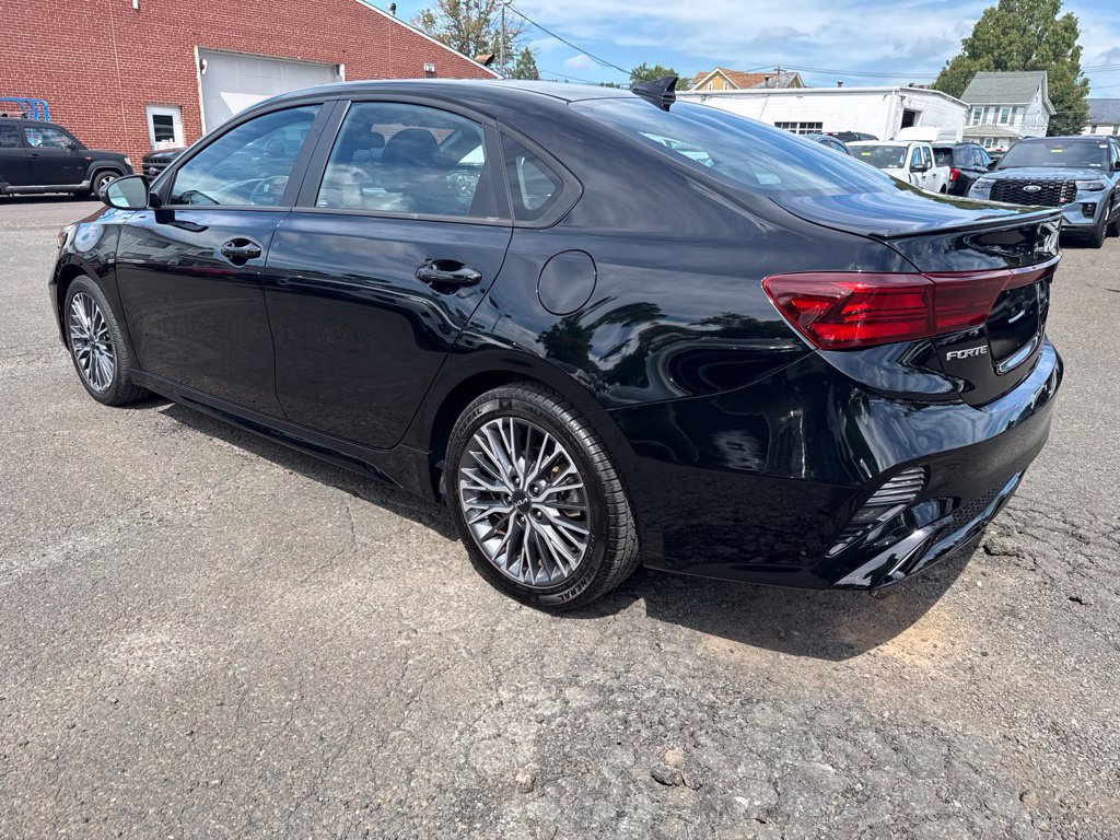 Used 2023 Kia Forte GT-Line FWD image 7