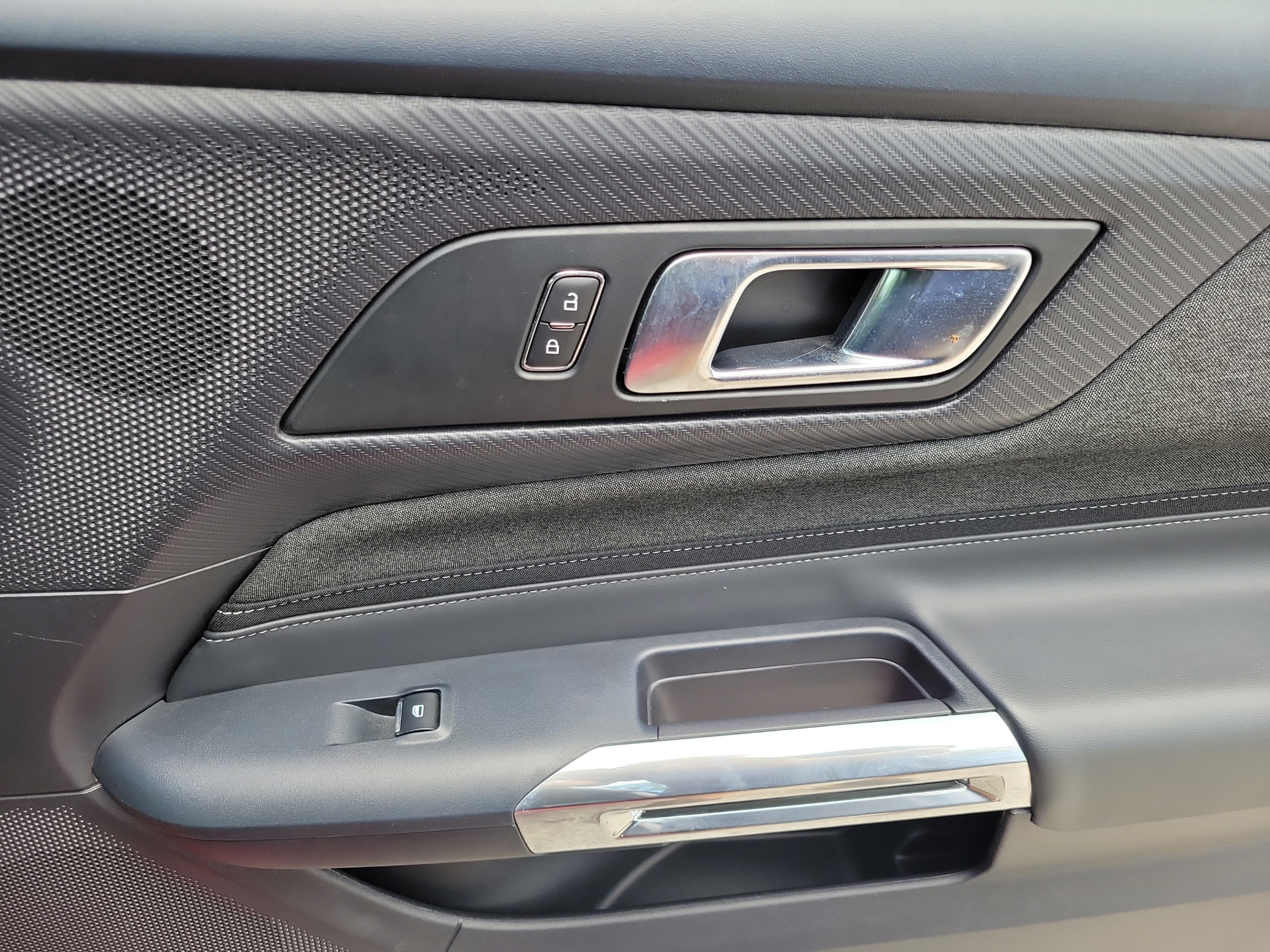 Certified 2024 Ford Mustang GT RWD image 27