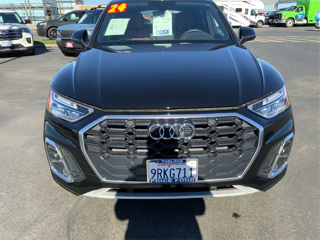 Used 2024 Audi Q5 2.0T Premium w/ Convenience Package image 10