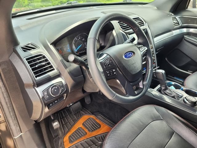 Certified 2018 Ford Explorer Sport w/ Equipment Group 401A AWD/4WD image 21