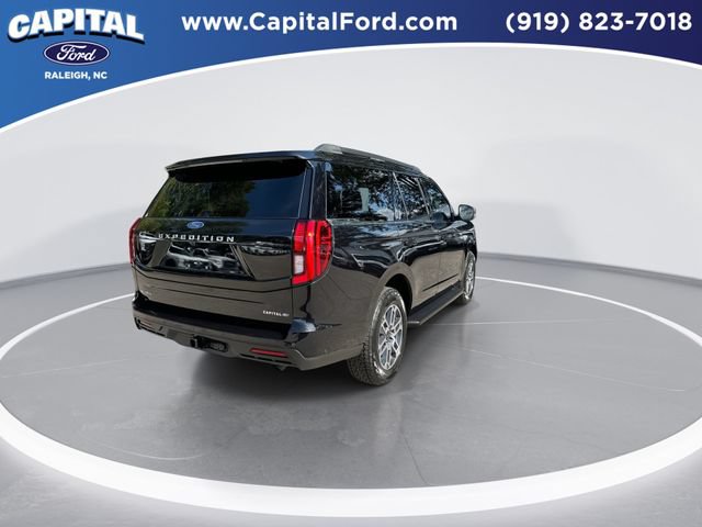 Certified 2025 Ford Expedition Active AWD/4WD image 8