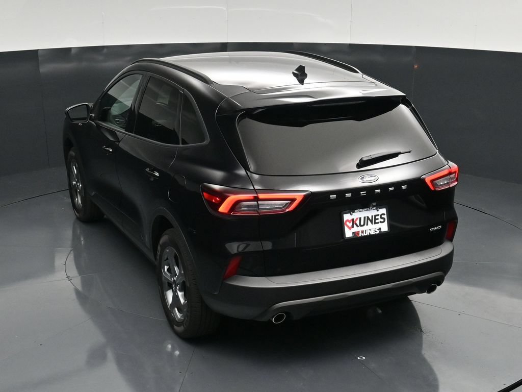 Certified 2025 Ford Escape ST-Line Select AWD/4WD image 42