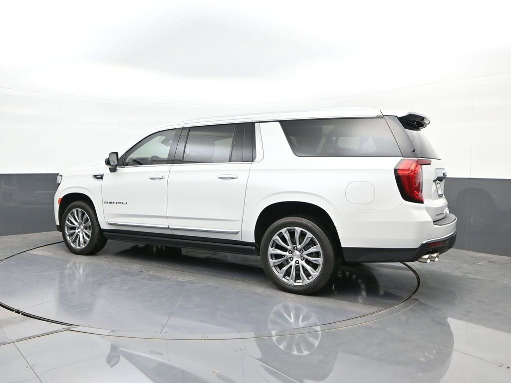 Used 2021 GMC Yukon XL Denali w/ Denali Premium Package RWD image 5