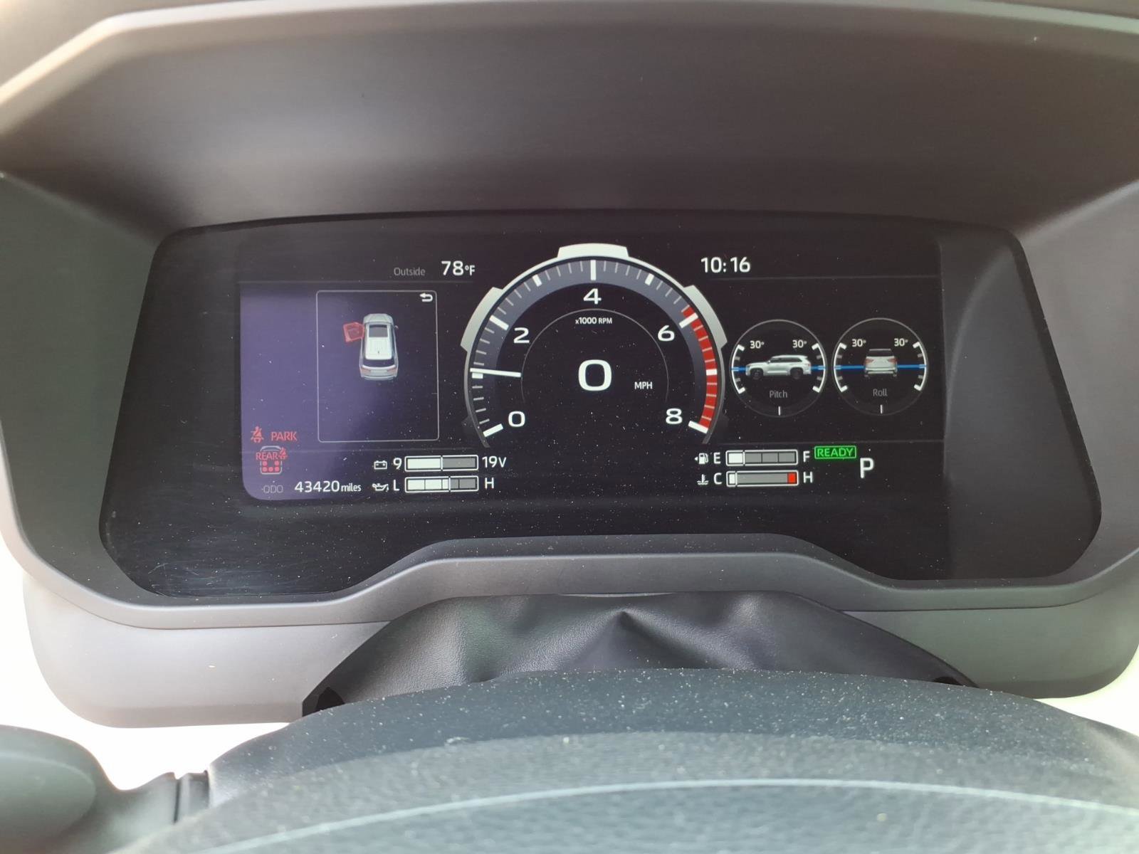 Used 2023 Toyota Sequoia Capstone AWD/4WD image 17