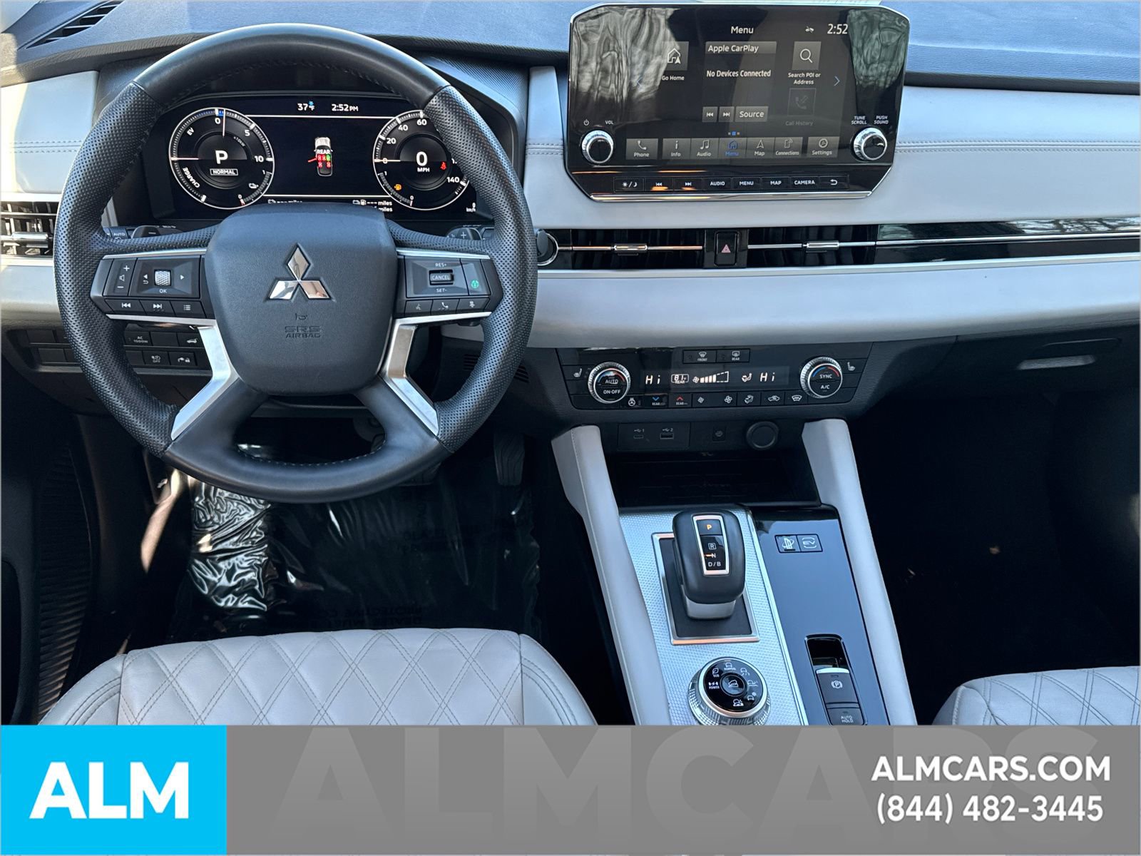 Used 2023 Mitsubishi Outlander SEL image 29