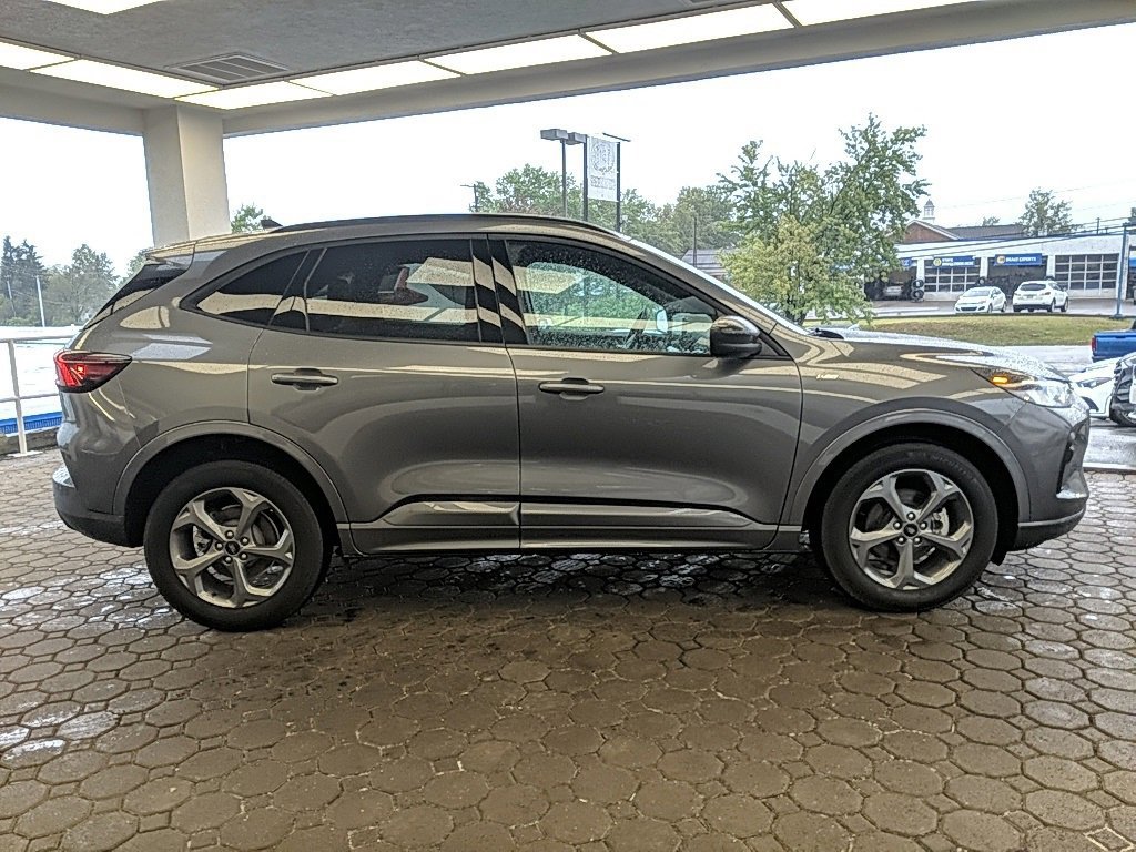 Certified 2023 Ford Escape ST-Line w/ Tech Pack #1 video 2