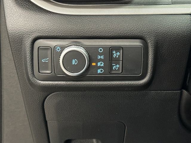 Certified 2021 Ford Explorer XLT w/ Equipment Group 202A AWD/4WD image 15